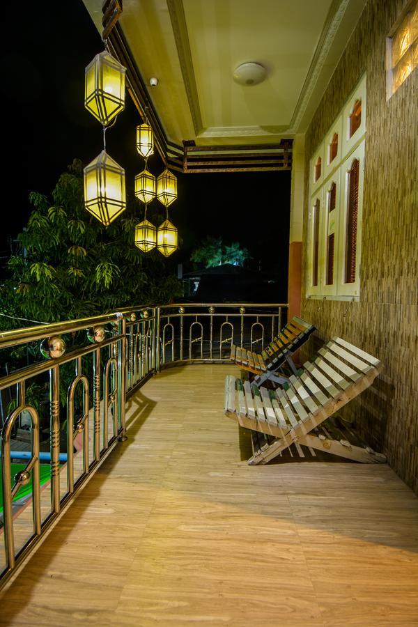 Lux Pillow Hostel Nyaung-U Buitenkant foto
