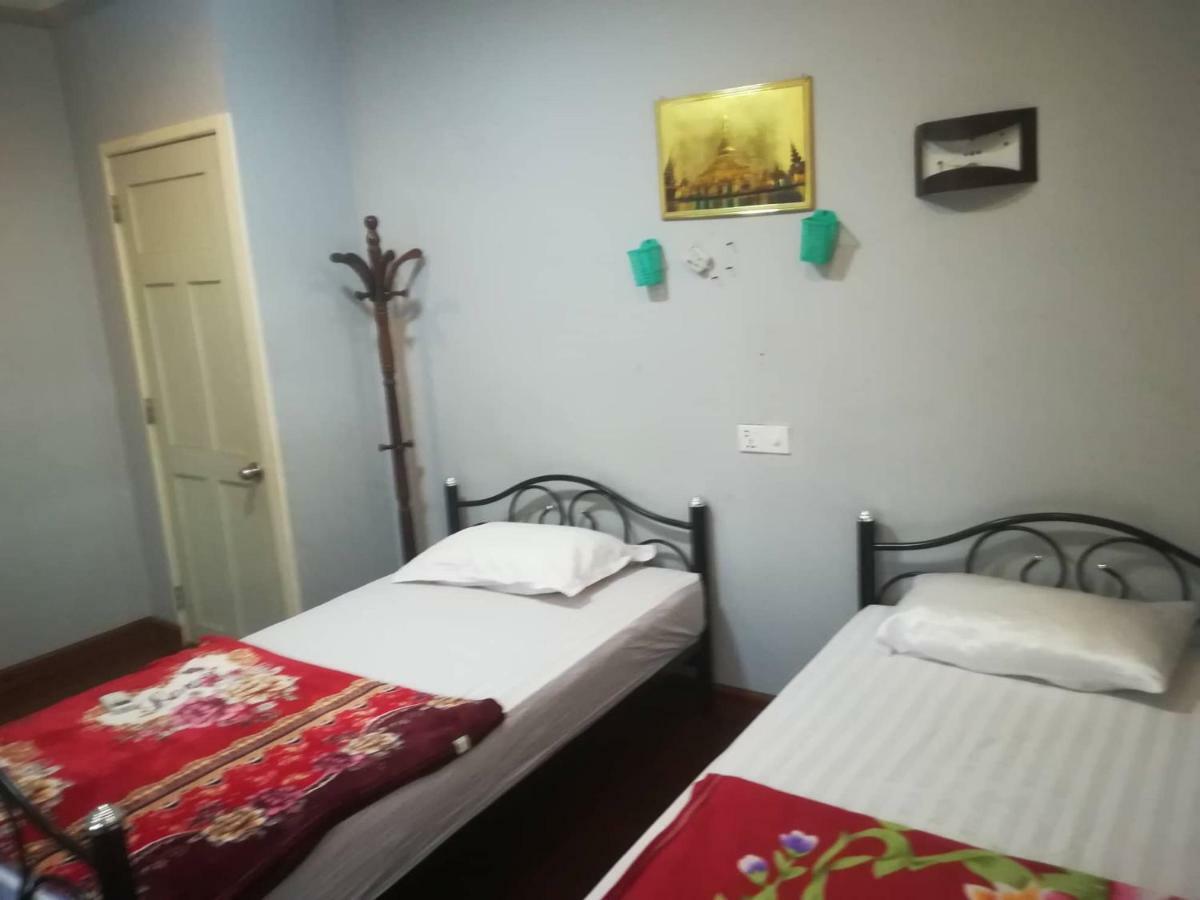 Lux Pillow Hostel Nyaung-U Buitenkant foto