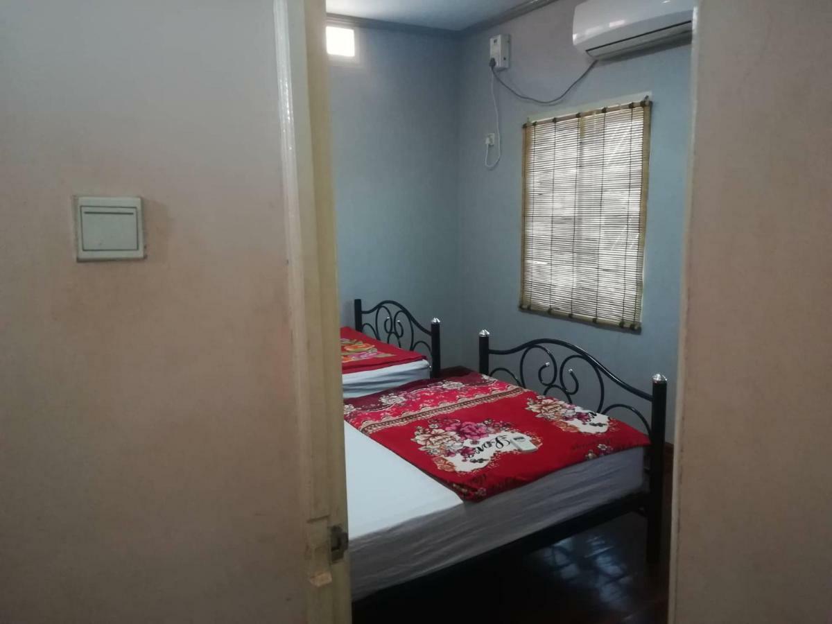 Lux Pillow Hostel Nyaung-U Buitenkant foto